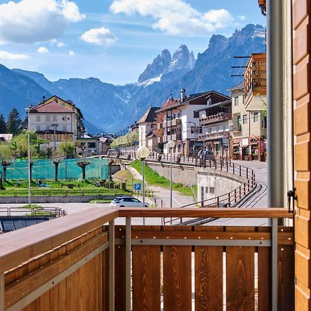 Piano Terra Vista Lago Auronzo di Cadore Extérieur photo
