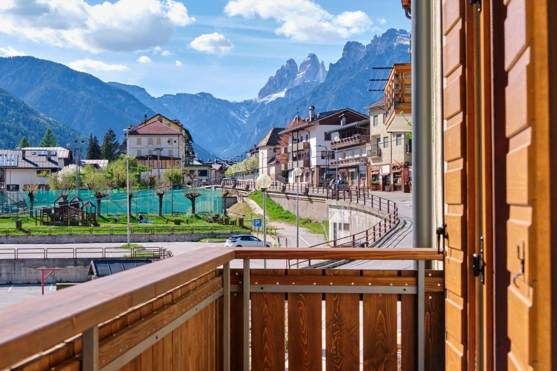 Piano Terra Vista Lago Auronzo di Cadore Extérieur photo